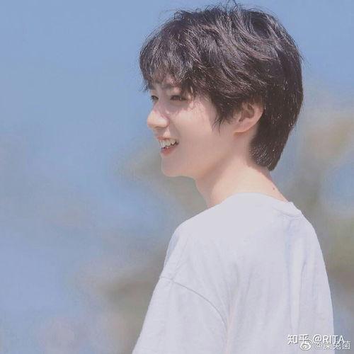 娱乐吃瓜酱刘耀文,娱乐吃瓜酱中的璀璨星辉